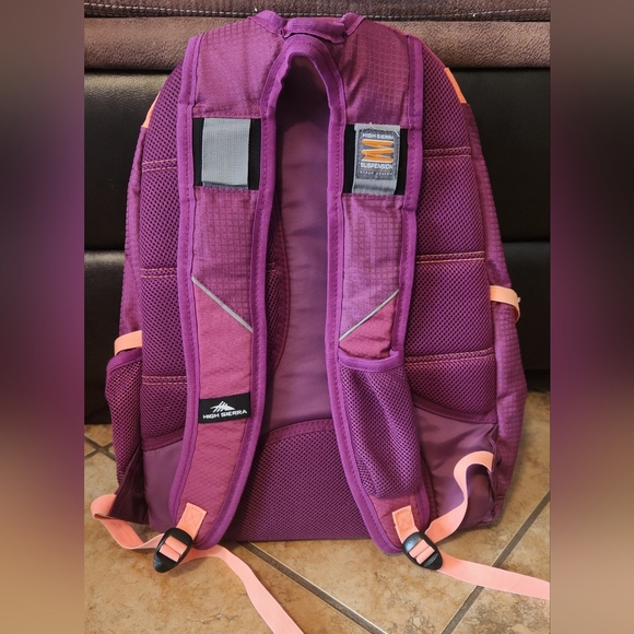 High Sierra Riprap Lifestyle Backpack - Picture 3 of 8